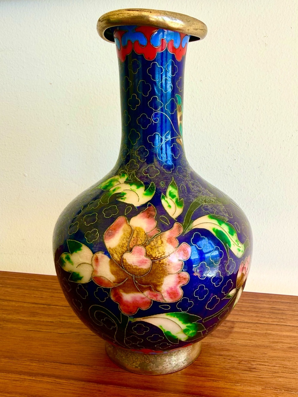 Vintage cloisonné Chinese navy floral vase